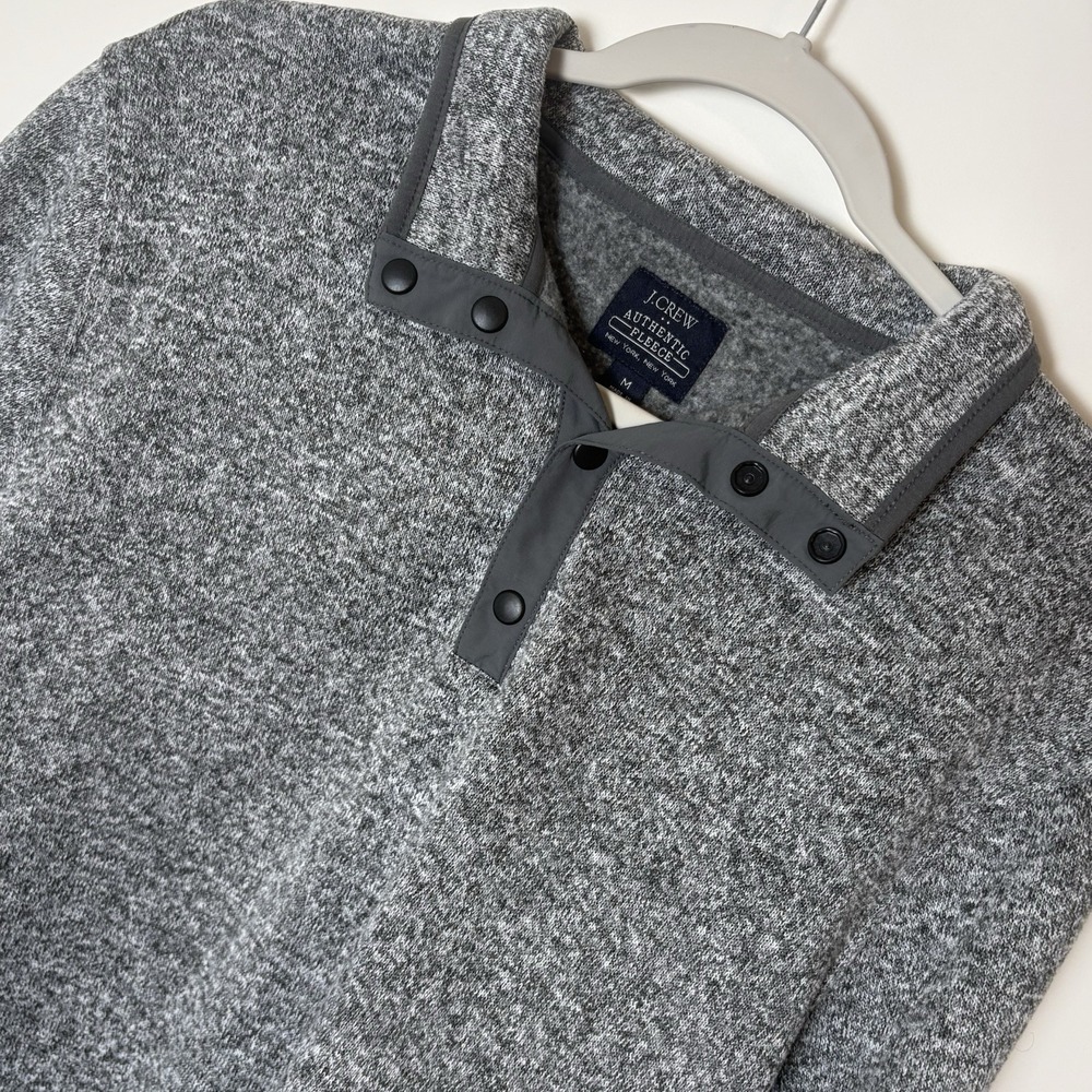 J.Crew Authentic Fleece Men's Snap Pullover Med Grey Long Sleeve 1/4 Snap Button
